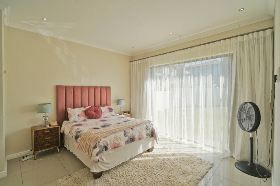 3 Bedroom Property for Sale in Winterstrand Eastern Cape